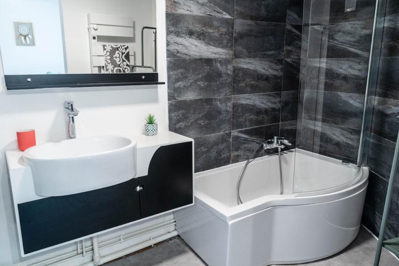 Le Miami - Chaleureux 4 Pers- Oullins Centre- Lyon Apartment Luaran gambar